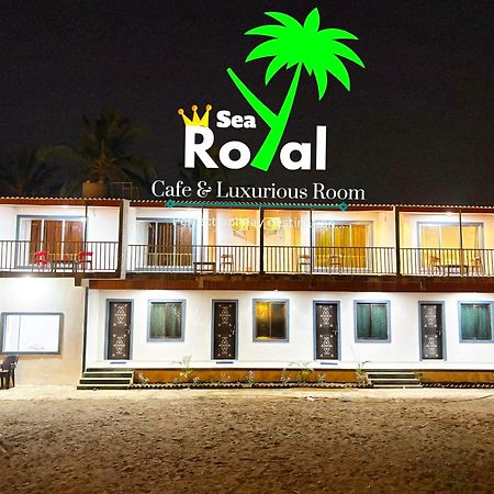 Sea Royal Rooms And Cafe Virār Exterior foto